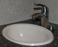 CamperNewBthrmFaucet-IMG_2860.jpg