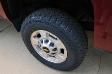 TruckNewTire-P1010986.jpg